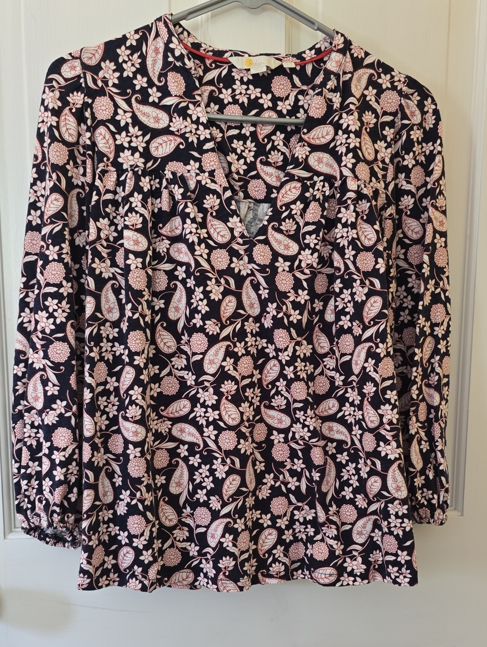 Boden Black & Pink Paisley V-Neck Blouse Size 6